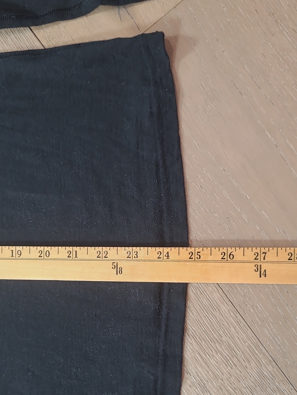 Smartwool Base Layer Women's sz M Black Merino Wool V-neck Long Sleeve - Picture 9 of 10